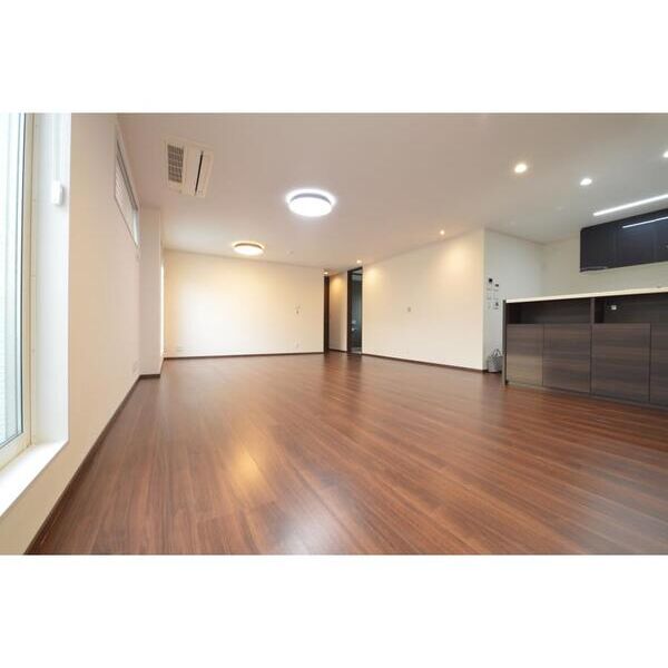 ルミエル五本木 リビング