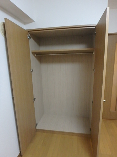 ガラ・ステージ田園調布4階 収納