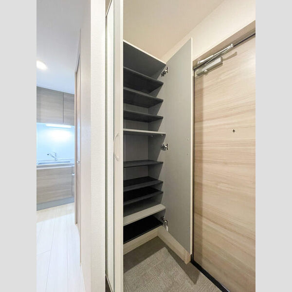 Floresta日進 玄関