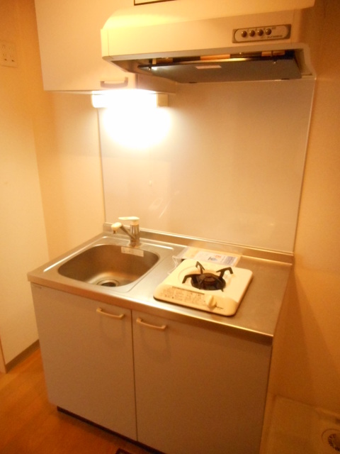 ラ・インサラーテ キッチン