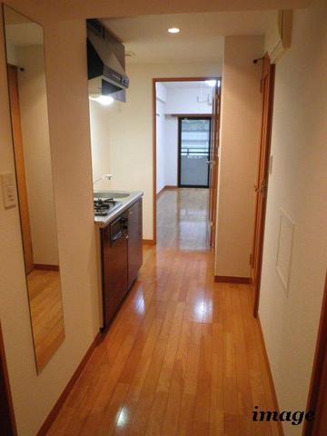 ガラ・シティ芝公園4階 廊下