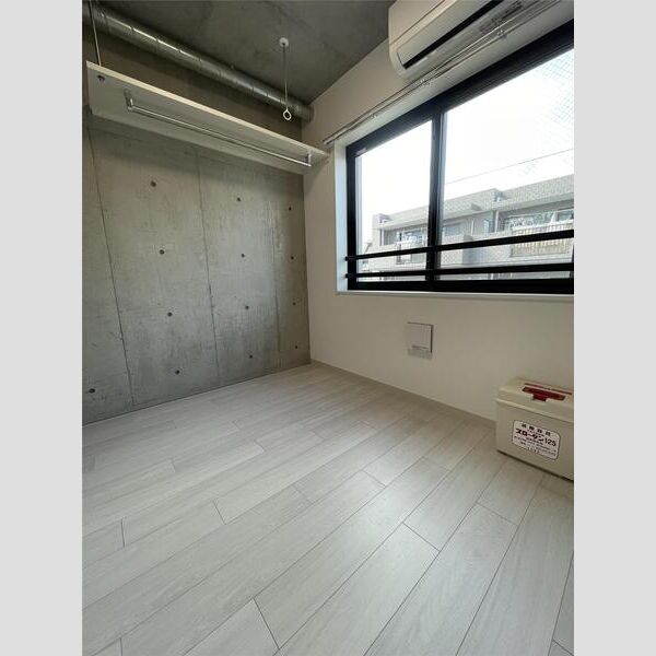 MAXIVbasic大鳥居204号室 リビング