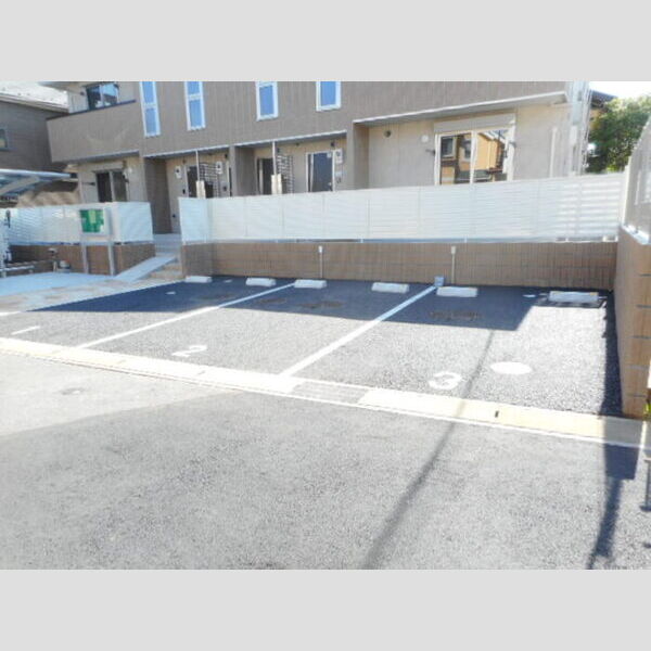 ホーン ハピネス 駐車場