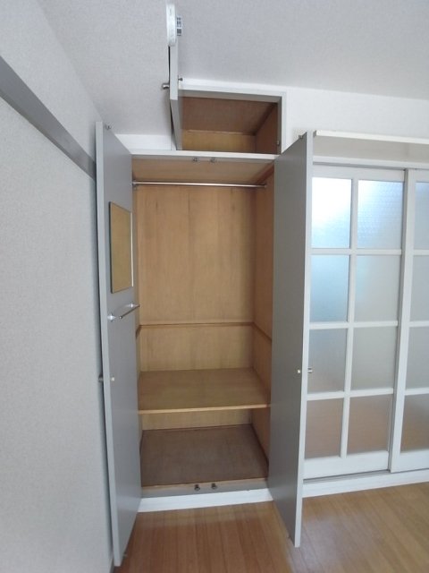 ハイタウン世田谷代田2階 同建物別部屋の参考画像