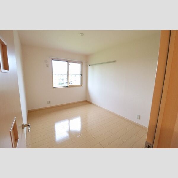 グランメール桜町　C202号室 洋室