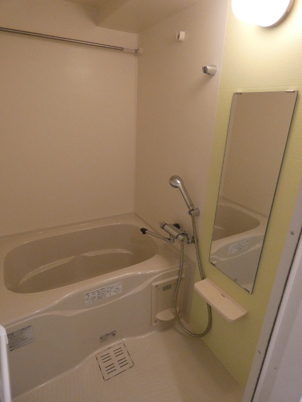 シュールフローレ1階 写真は別の部屋のものです