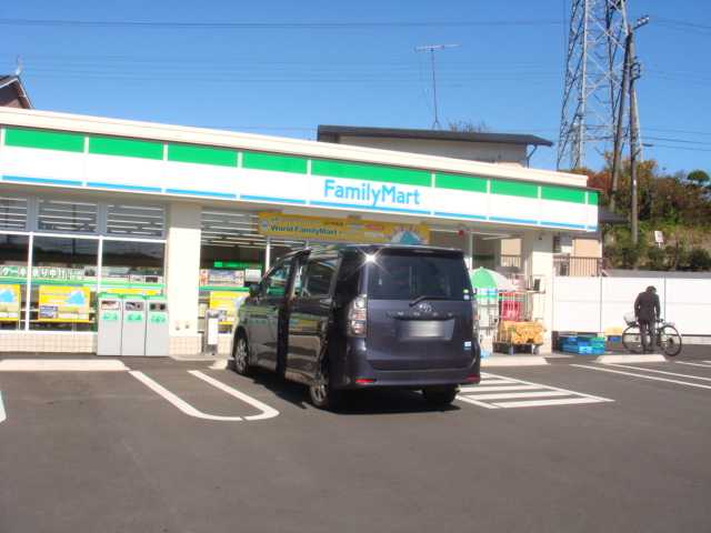 グランディア弐番館 ファミリーマートあきる野下代継店まで441ｍ