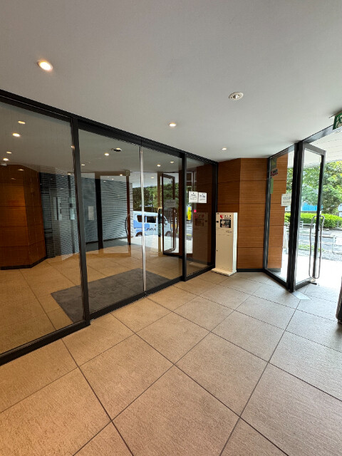 レジディア芝浦10階 エントランス