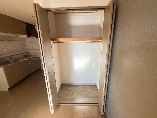 グランドール205号室 クローゼット