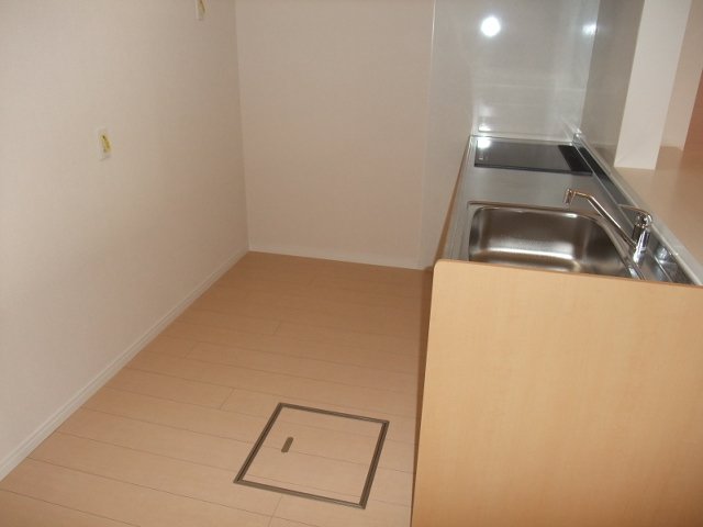 プティ・モンド キッチン