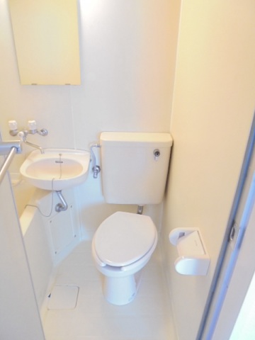 スカイコート池袋4205号室 トイレ