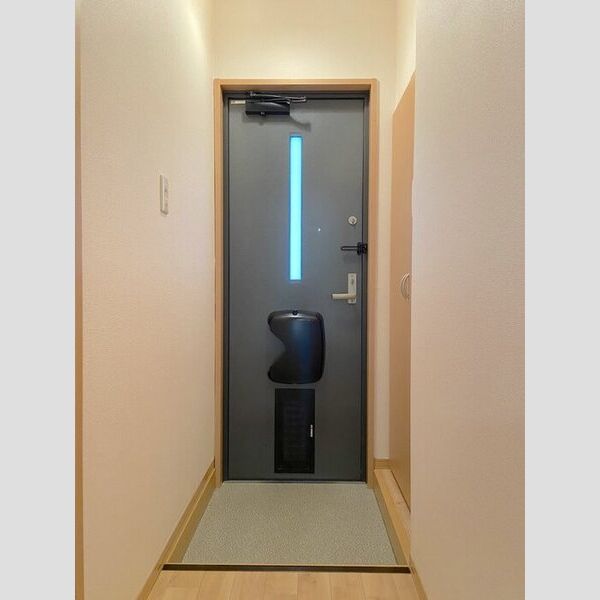 カサブランカ103号室 玄関