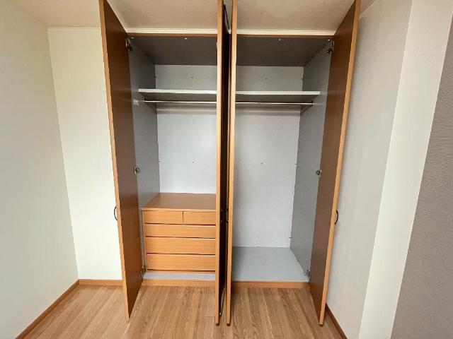 ＴＩＡＲＡ（ティアラ） クローゼット