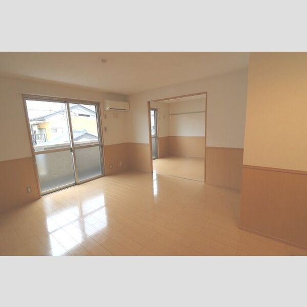 フォンテーヌ LDK13.5帖