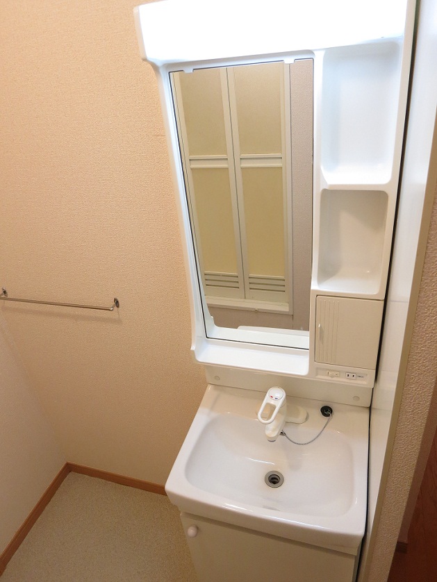 レオパレスフロラシオン　Ⅱ101号室 独立洗面台