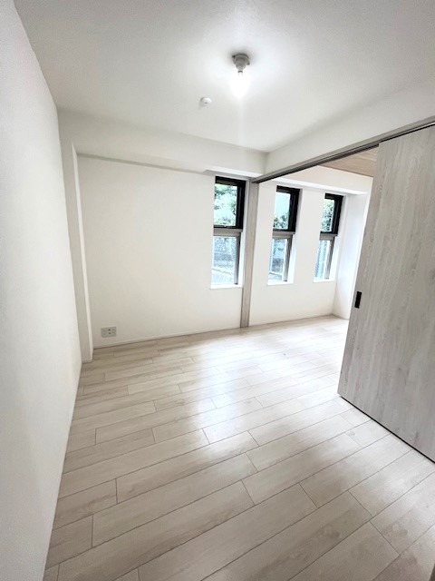 レジディアタワー乃木坂11階 同建物別部屋の参考画像