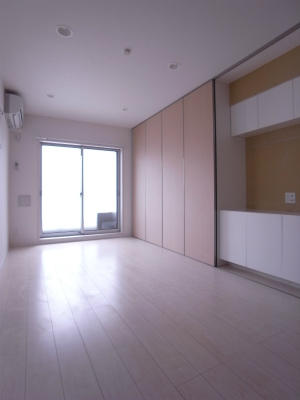 リブリ・クールドール2階 null