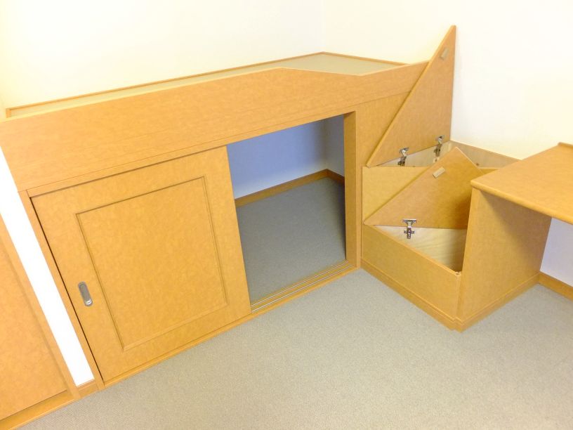 レオパレスエスポワール201号室 寝室