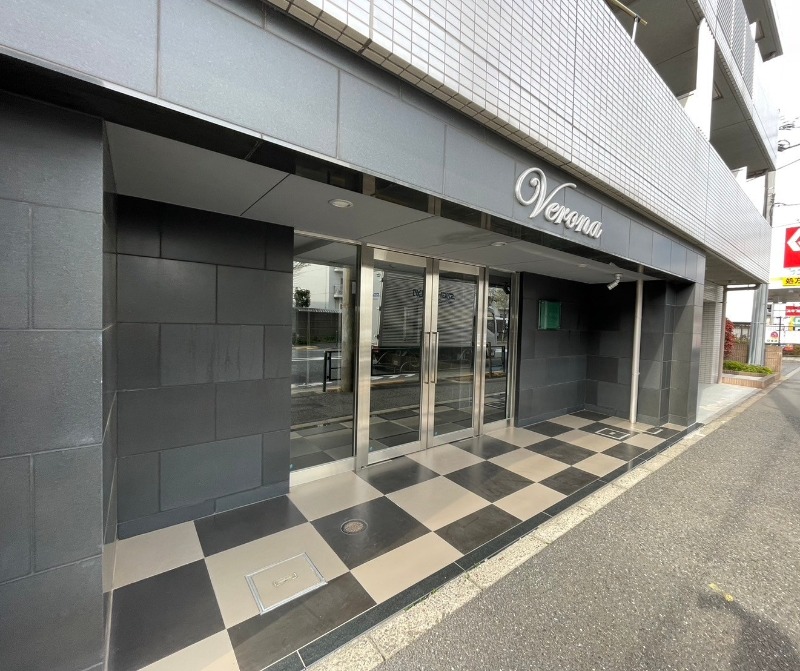 Verona武蔵関ⅡLusso7階 エントランス