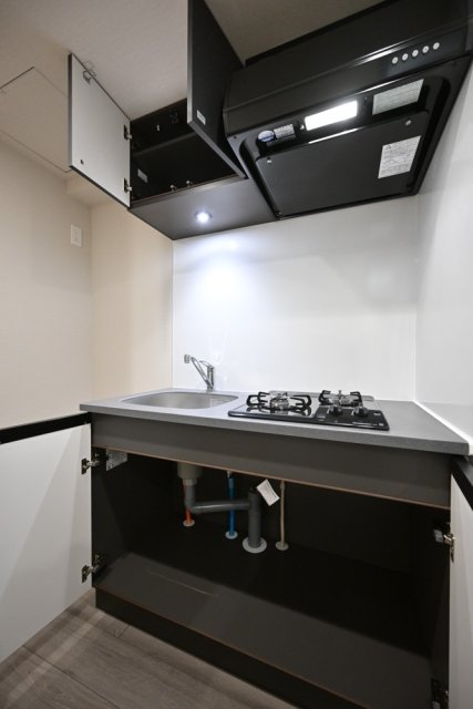 ＧＲＡＮＳＩＴＥ　ＮＡＫＡＭＥＧＵＲＯ3階 キッチン