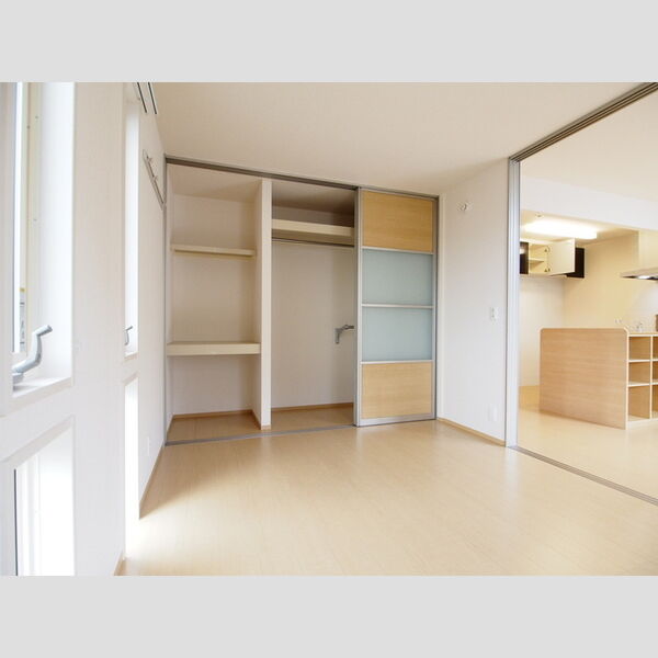 ゴールドワンコート リビング