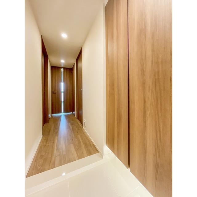 ザ・ケンジントン・レジデンス横濱片倉0417号室 玄関