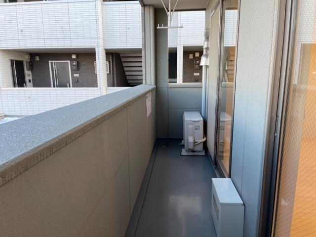 ラ・ミア・カーサ205号室 ベランダ