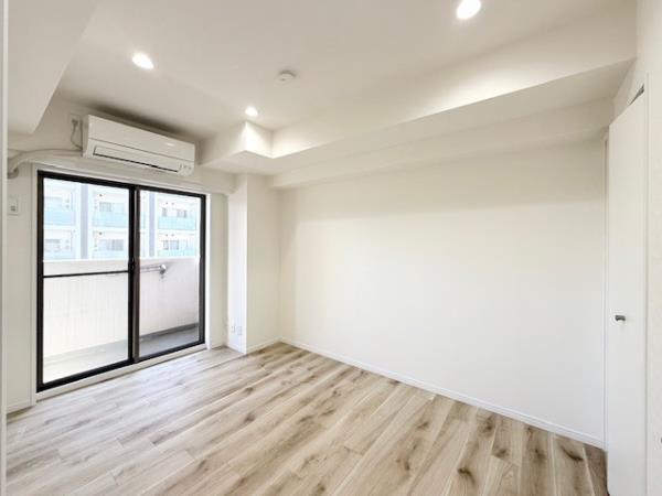 リエール若松町5階 リビング