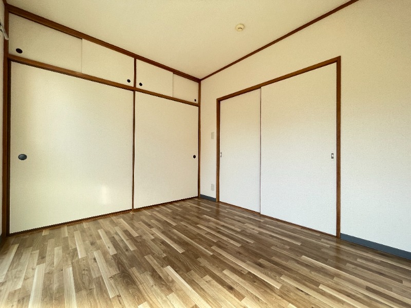 グローリア初穂久が原 リビング