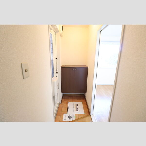 ヴィラモデルナ　A101号室 玄関