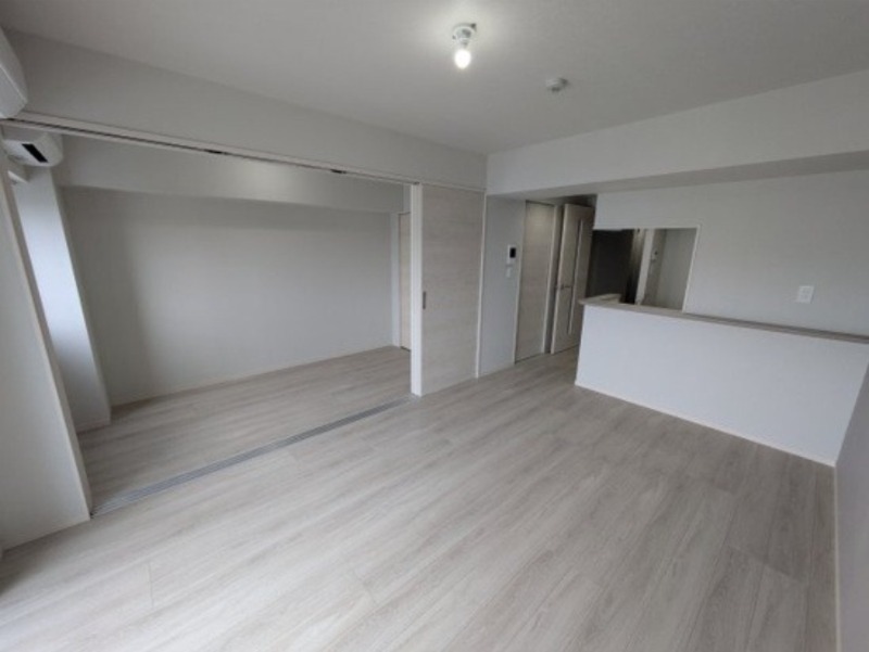 ジェノヴィア六町3階 リビング