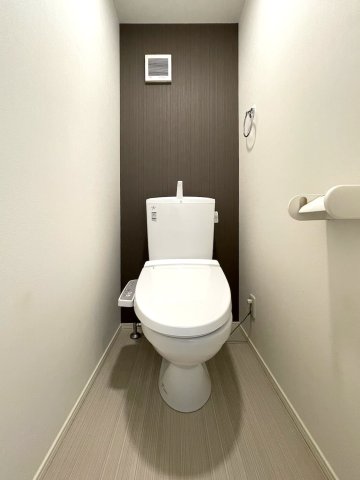 KT四ツ木102号室 トイレ