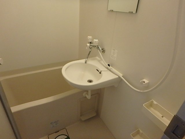 目黒フラワーハイホーム3階 同建物別部屋の参考画像