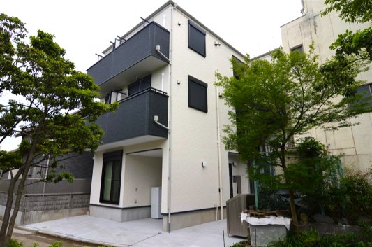 イーストワン一之江の外観画像