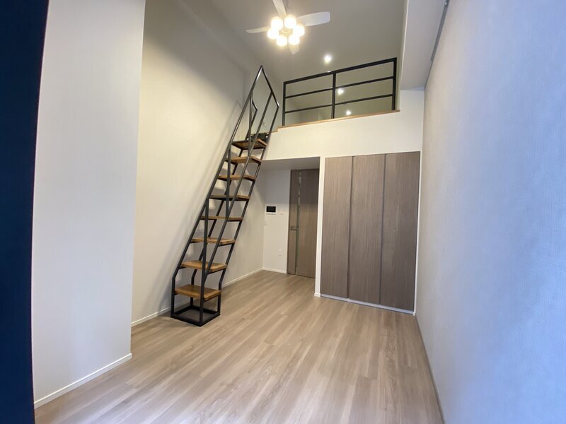 ONE ROOF RESIDENCE TAMACHI2階 リビング