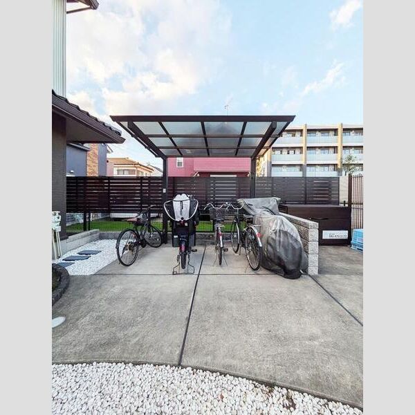 Fontaine桜 駐輪場