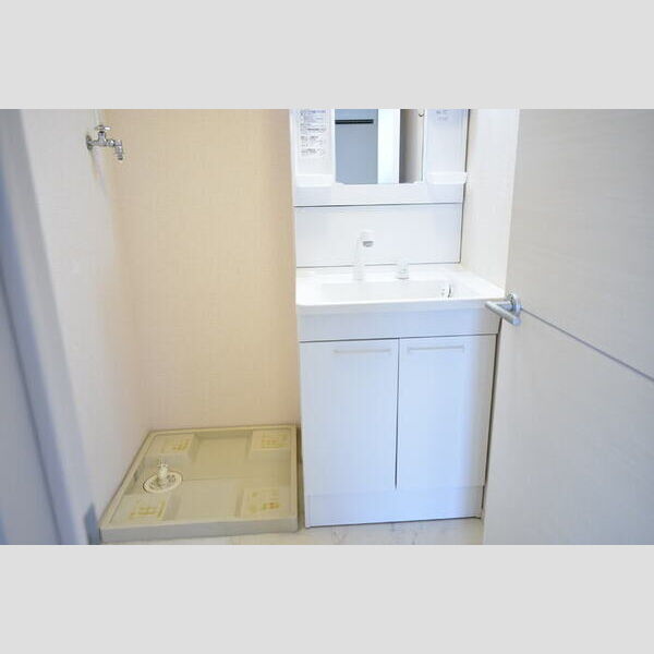 セラ301号室 洗髪洗面化粧台