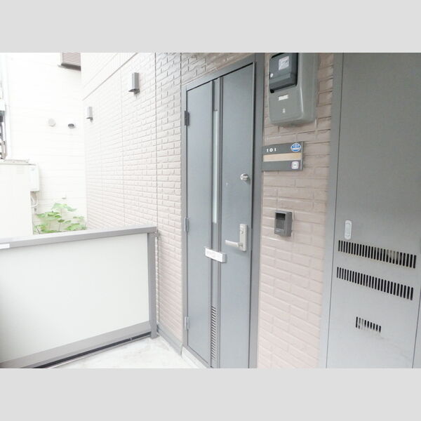 ビリジャン 玄関