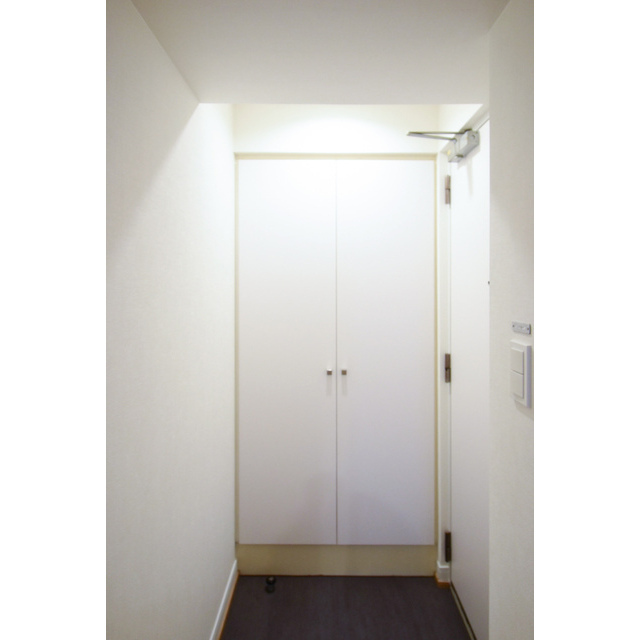 オーパスホームズ三田0703号室 内観