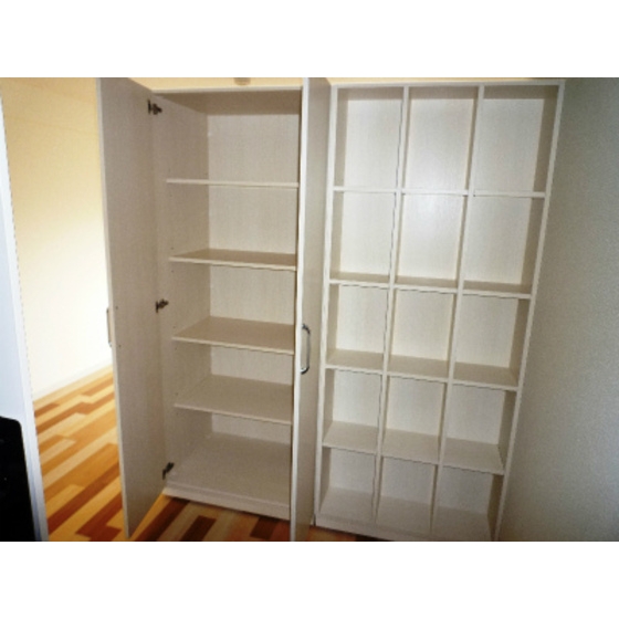 プレイズ　レイ301号室 内観