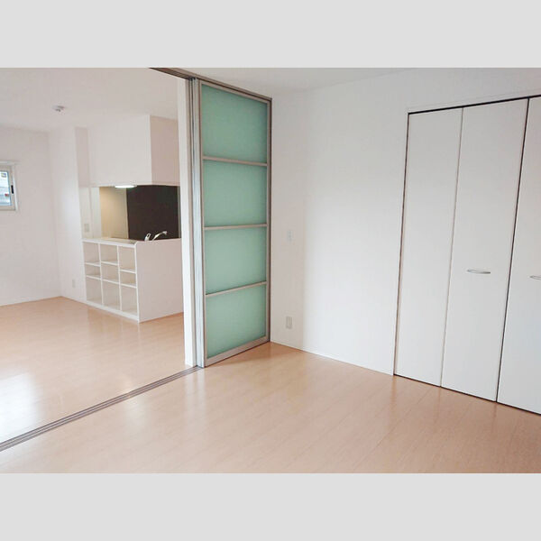 ゴールドパストラル　Ⅵ105号室 洋室