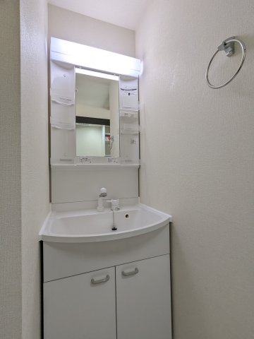 エイチワイコネクト東大泉 洗面