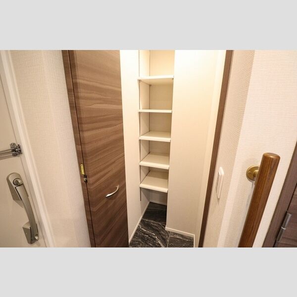 TEC Green Residence1301号室 シューズクローク