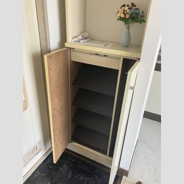 パークハイツ桜ヶ丘202号室 収納