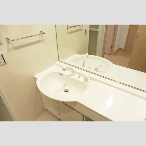 エルフローレ 洗髪洗面化粧台