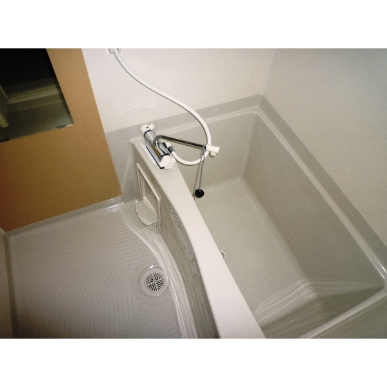 プレイズ　レイ 内観