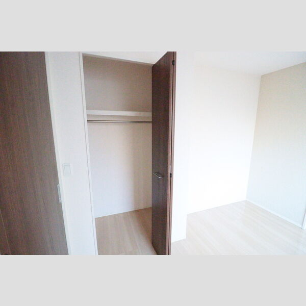 メゾン サクラ クローゼット