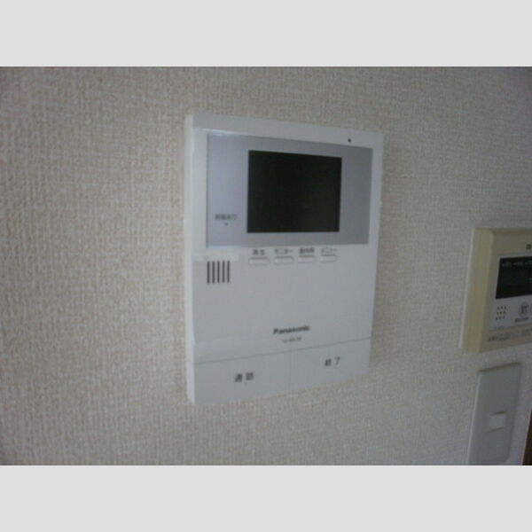 オーク・ヴィレッジ　壱番館 TVインターホン新品です!