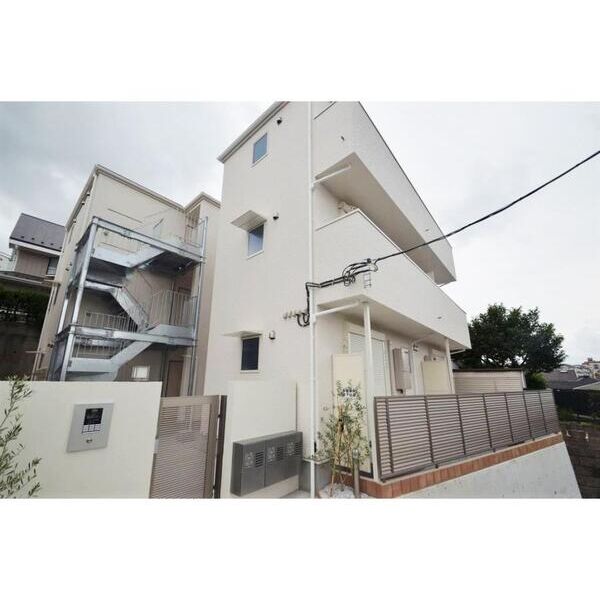 ファーストシーン304号室 外観