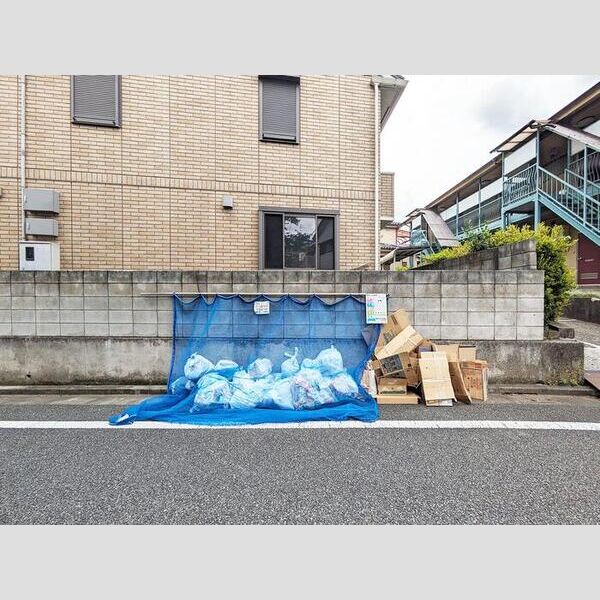 エスポワールタカハシ102号室 ゴミ置き場